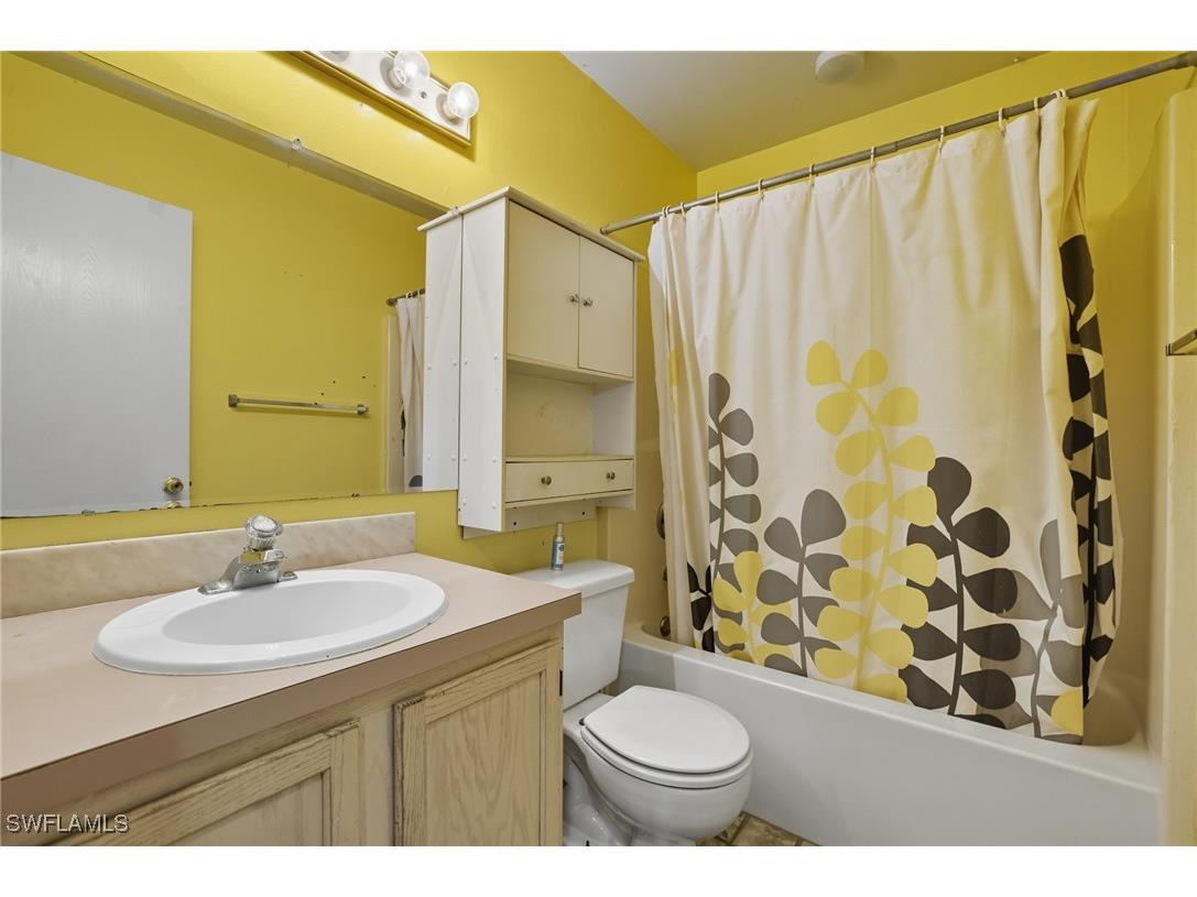 9783 Country Oaks Drive Fort Myers FL 33967 225072001 image36