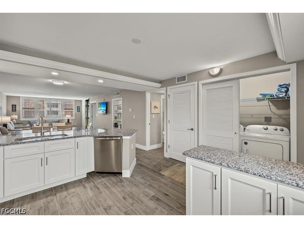 979 E Gulf Drive #191 Sanibel FL 33957 2026016027 image9