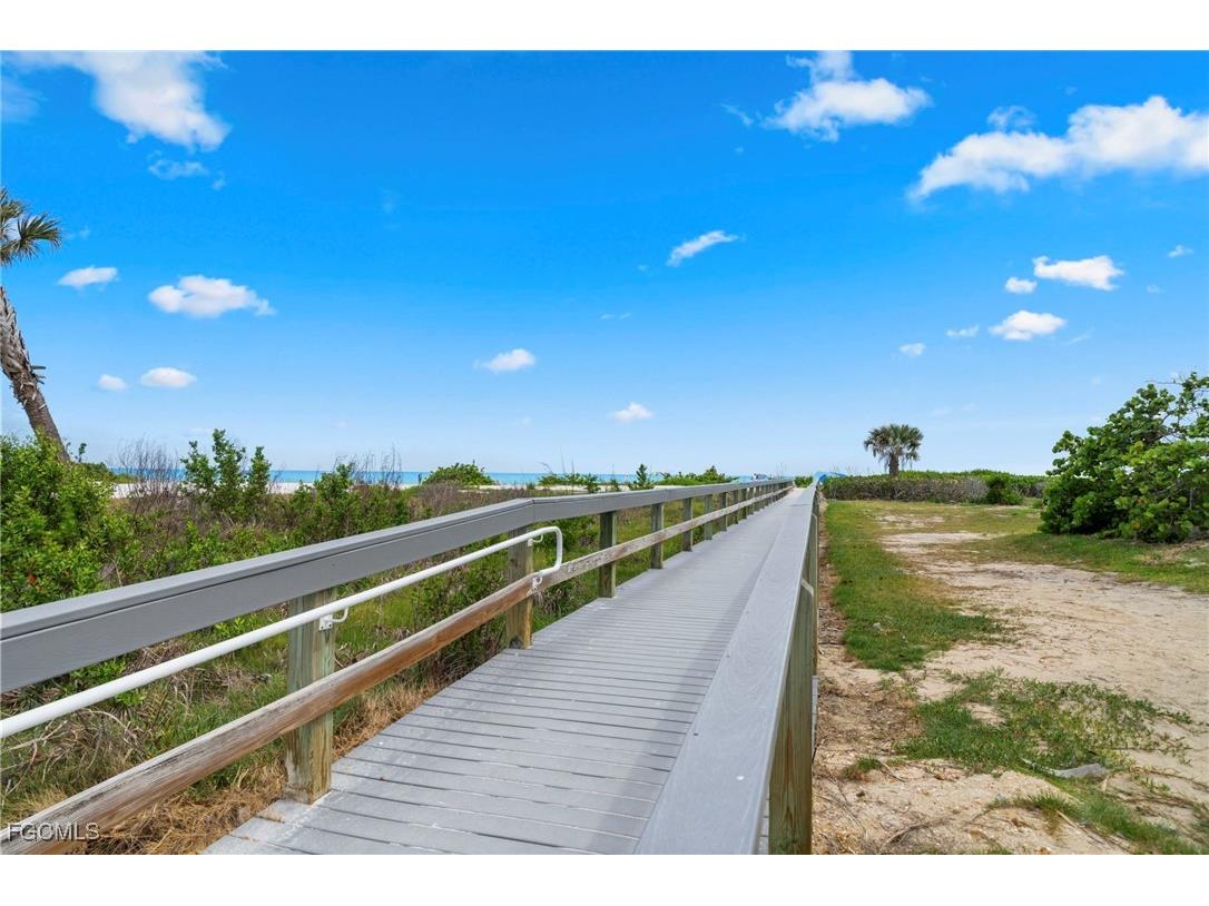 979 E Gulf Drive #C331 Sanibel FL 33957 2025016850 image32