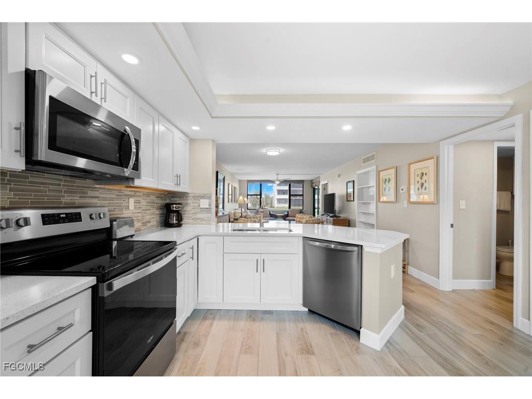 979 E Gulf Drive #C331 Sanibel FL 33957 2025016850 image6