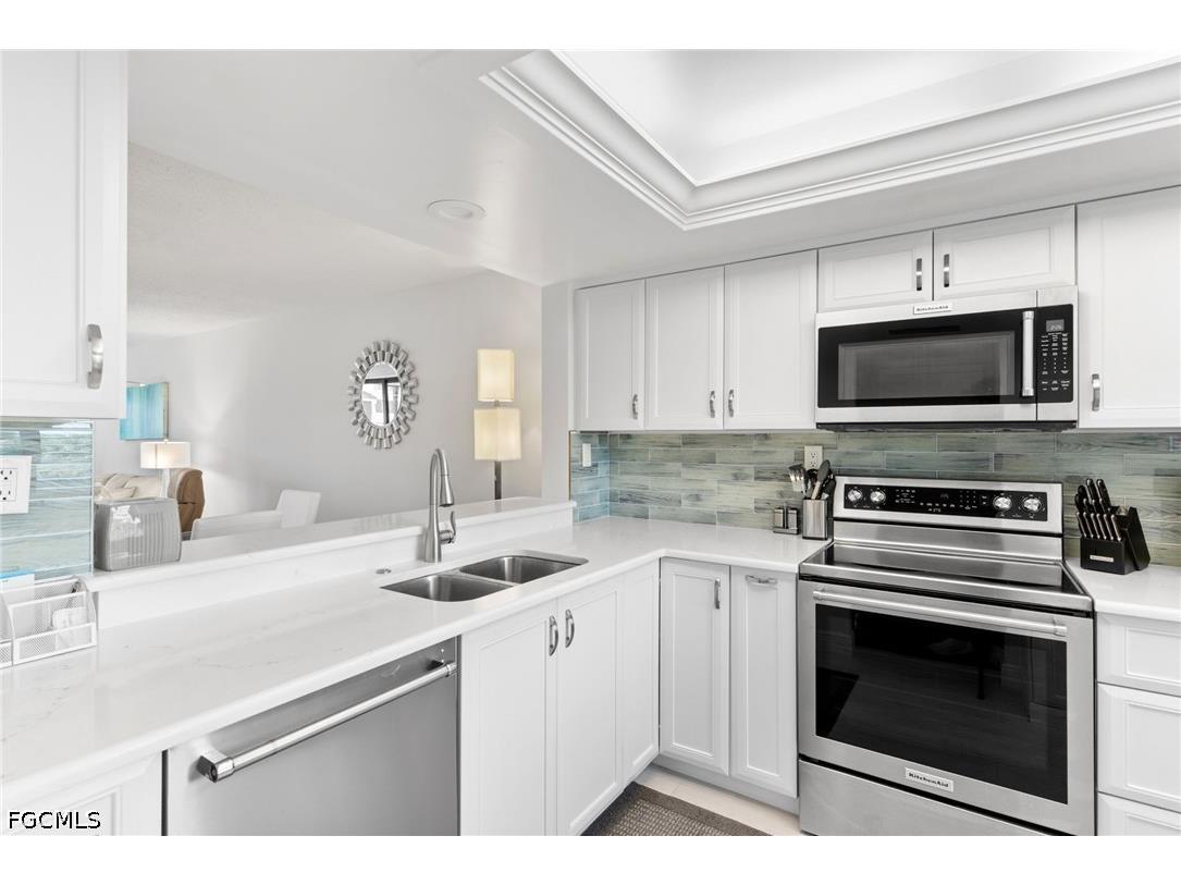 979 E Gulf Drive #D-462 Sanibel FL 33957 2026015043 image3