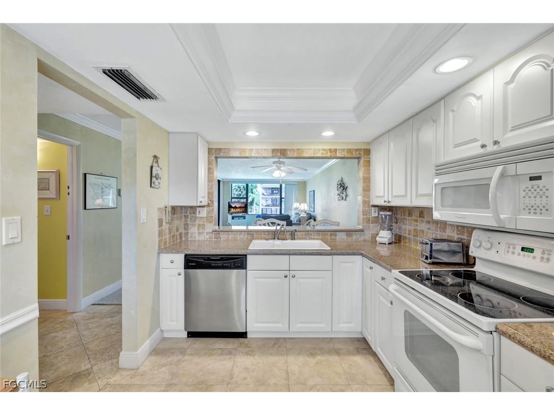 979 E Gulf Drive #D452 Sanibel FL 33957 2026011853 image15