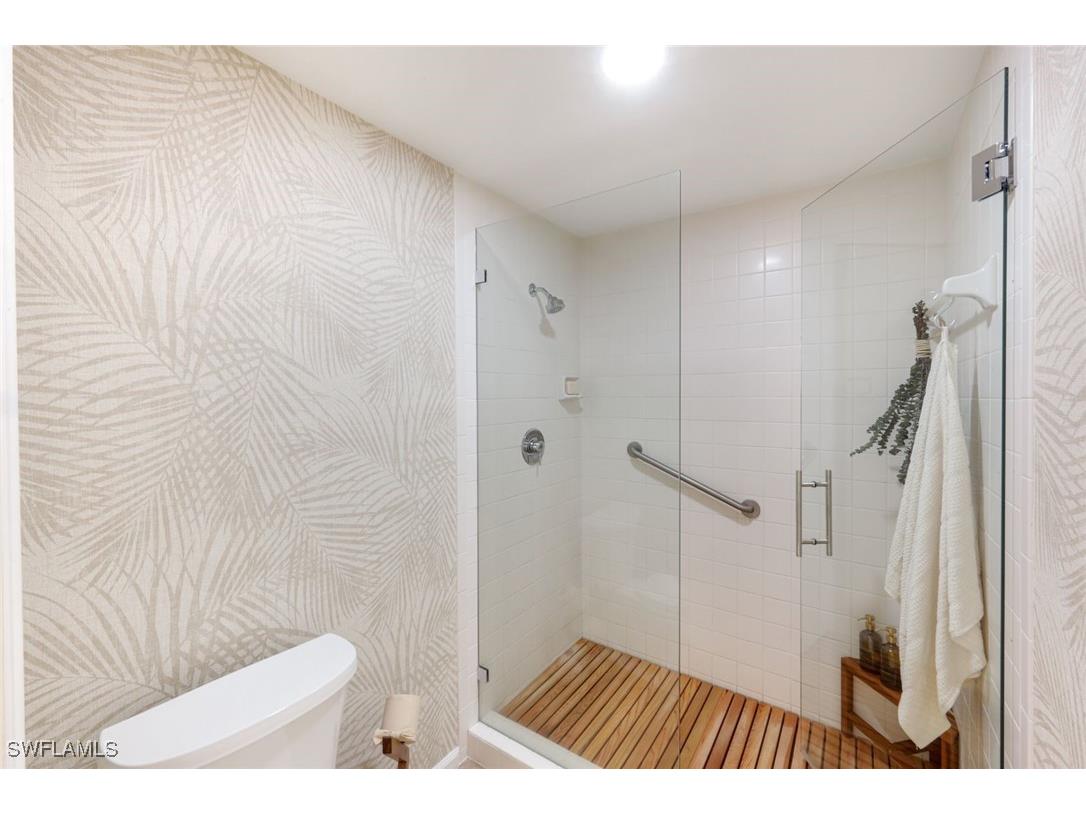 9790 Gulf Shore Drive #505 Naples FL 34108 225072278 image20