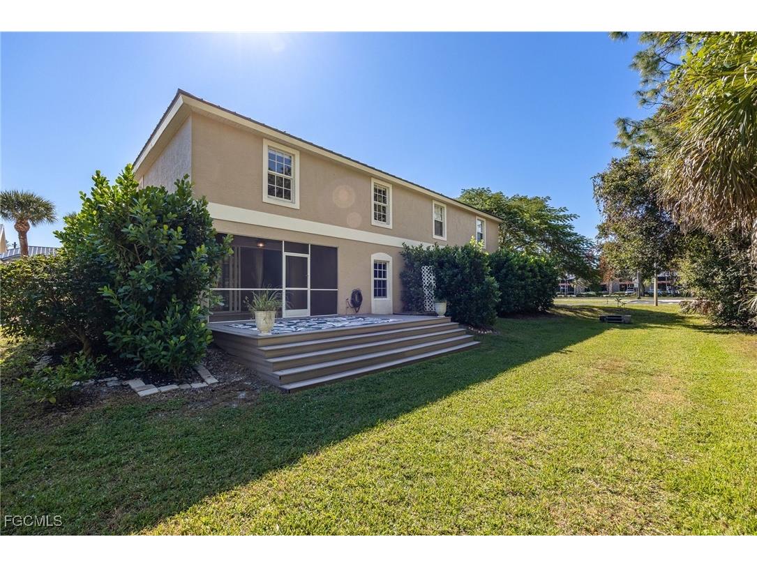 9792 Glen Heron Drive Bonita Springs FL 34135 2025018422 image1