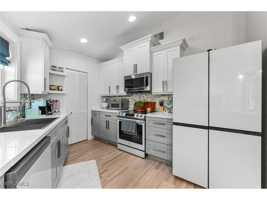 9792 Tonya Court Bonita Springs FL 34135 225077889 image6