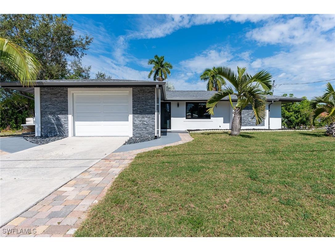 9793 Tonya Court Bonita Springs FL 34135 225066492 image1