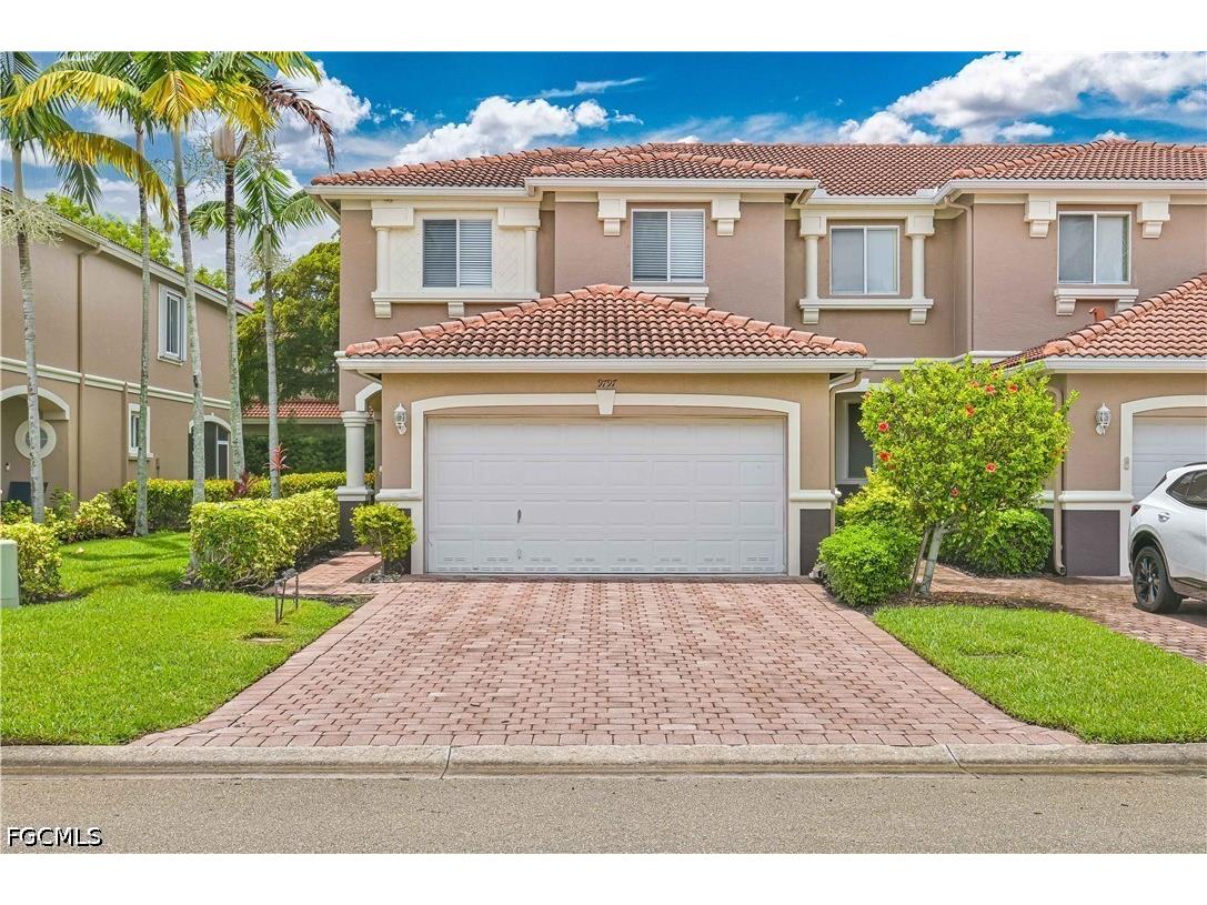 9797 Roundstone Circle Fort Myers FL 33967 2026024832 image1