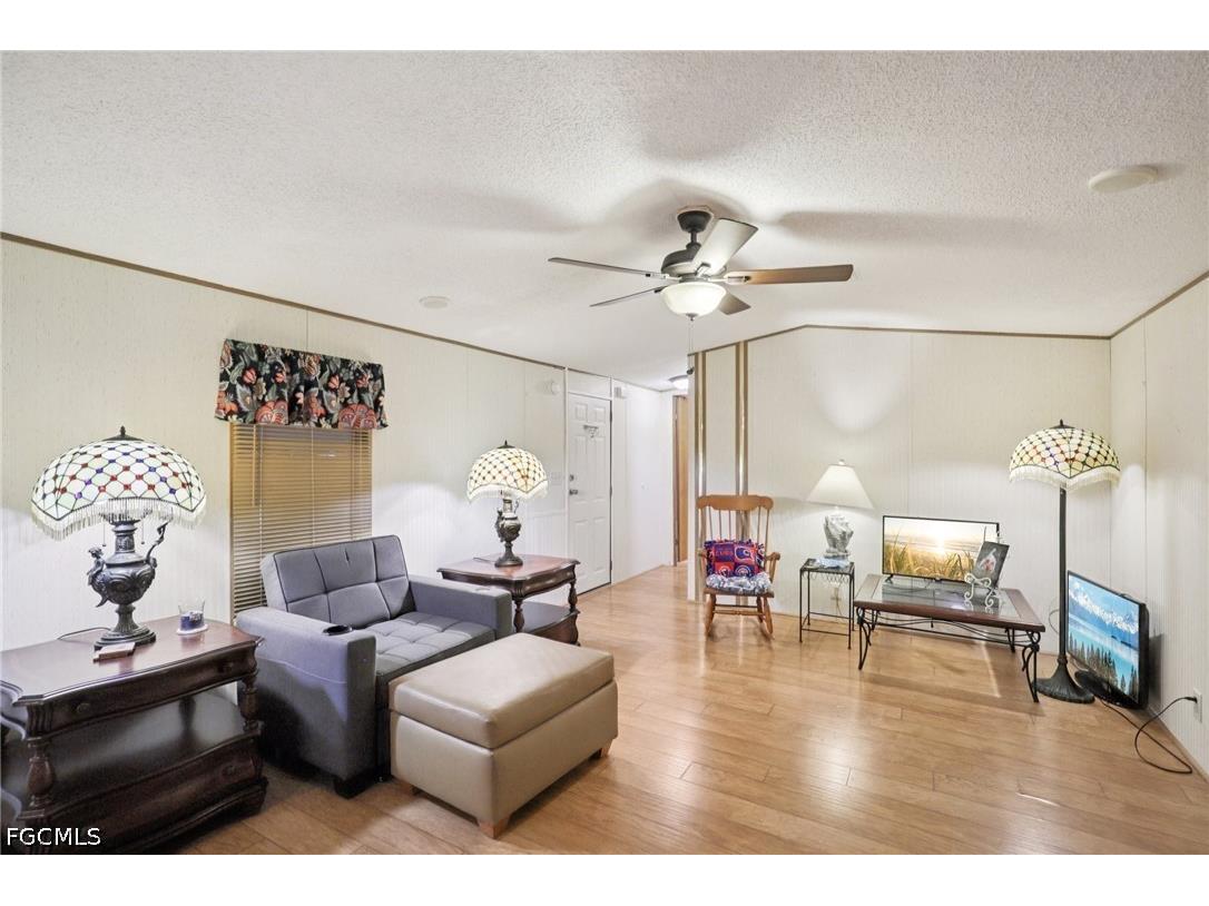 9798 Sugarberry Way Fort Myers FL 33905 2026014398 image8