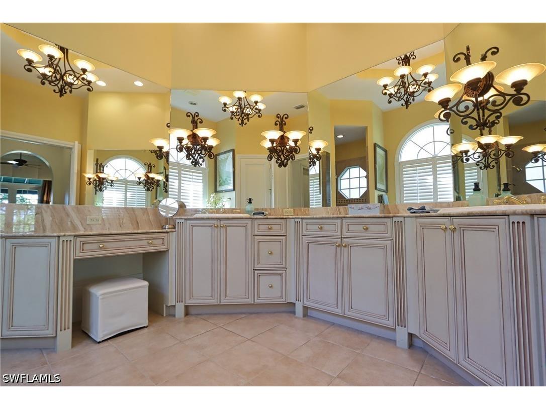 9799 Bay Estero FL 34135 226016105 image11