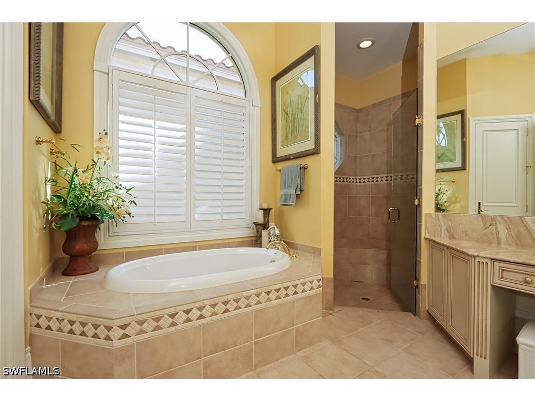 9799 Bay Estero FL 34135 226016105 image12