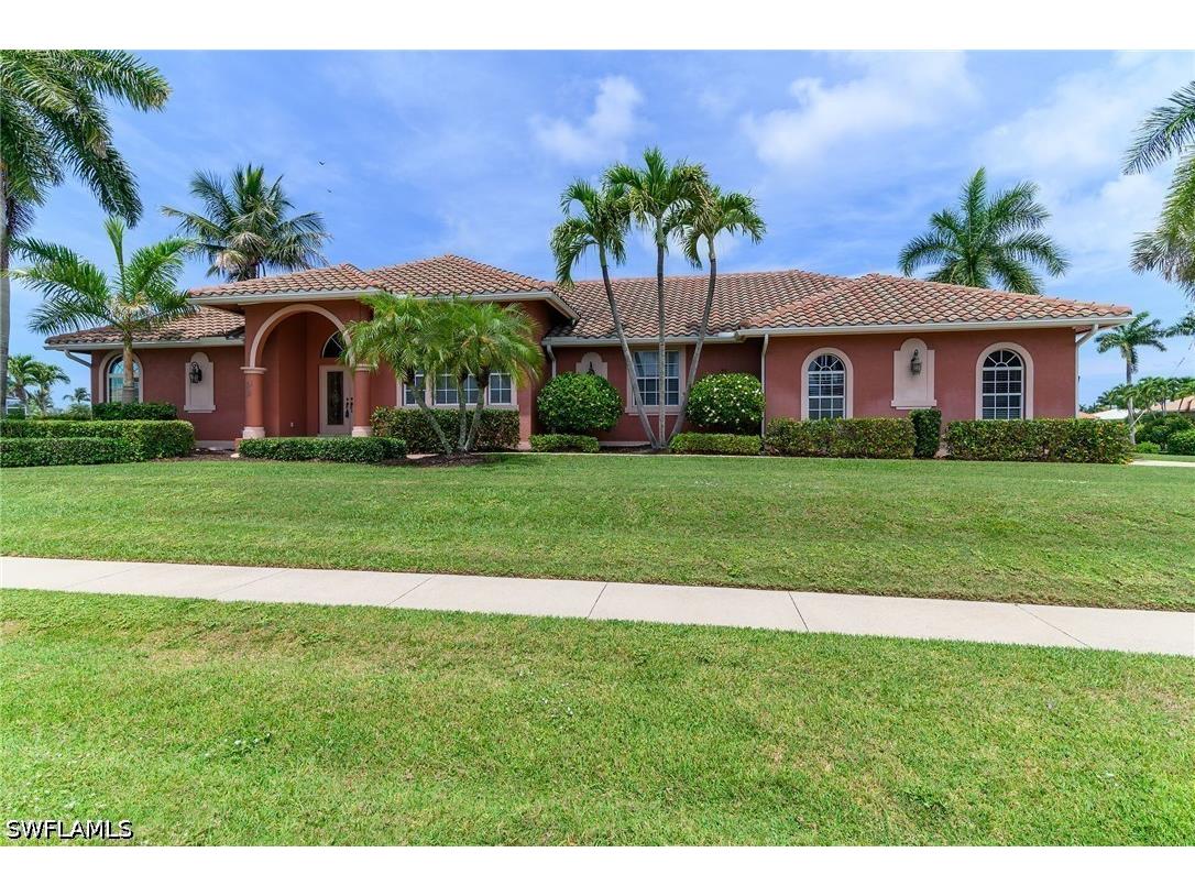 98 Gulfport Court Marco Island FL 34145 226019504 image1