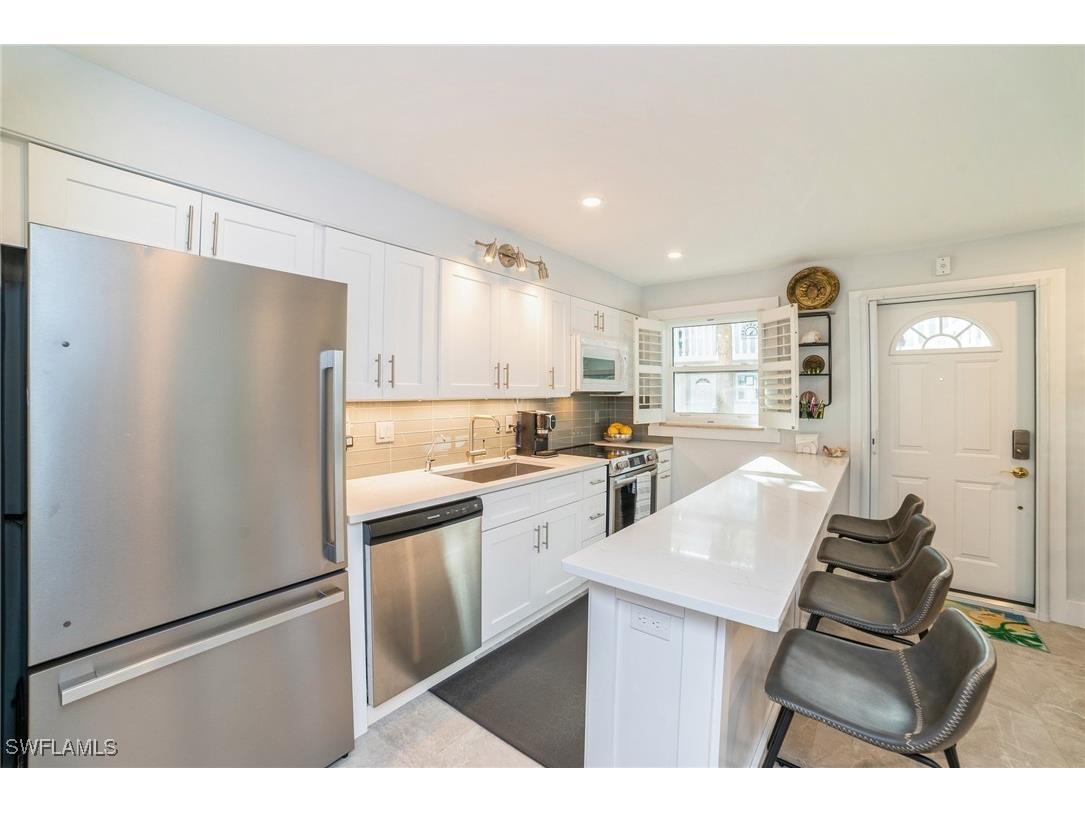 980 7th Avenue S #101 Naples FL 34102 226000135 image10
