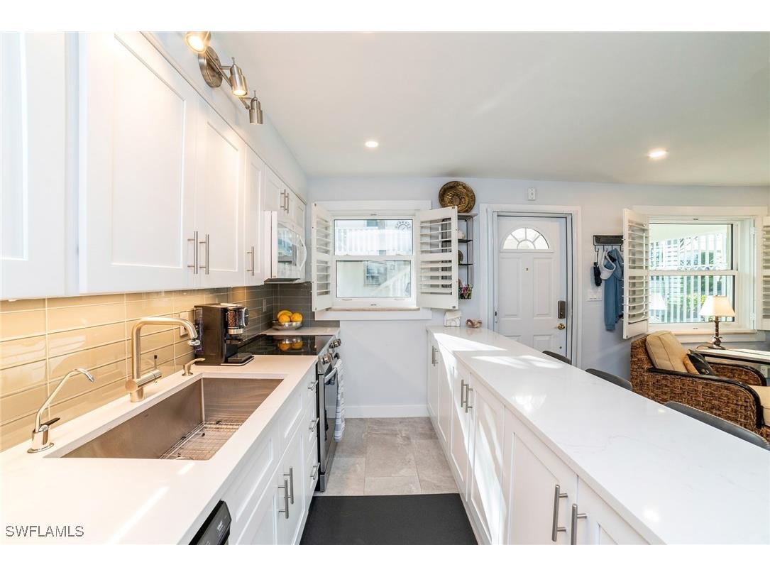 980 7th Avenue S #101 Naples FL 34102 226000135 image11