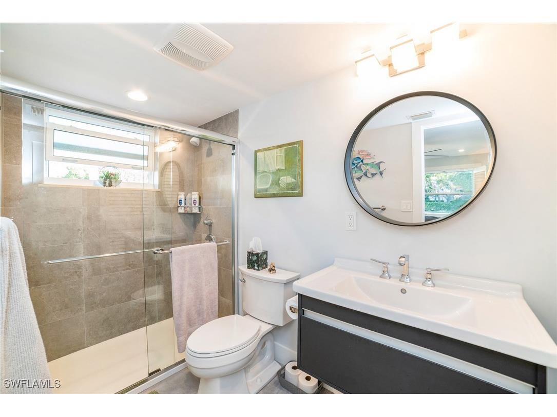 980 7th Avenue S #101 Naples FL 34102 226000135 image18