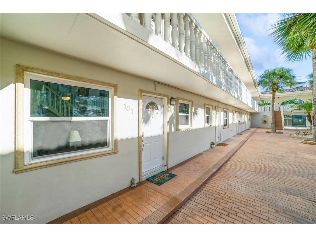 980 7th Avenue S #101 Naples FL 34102 226000135 image19