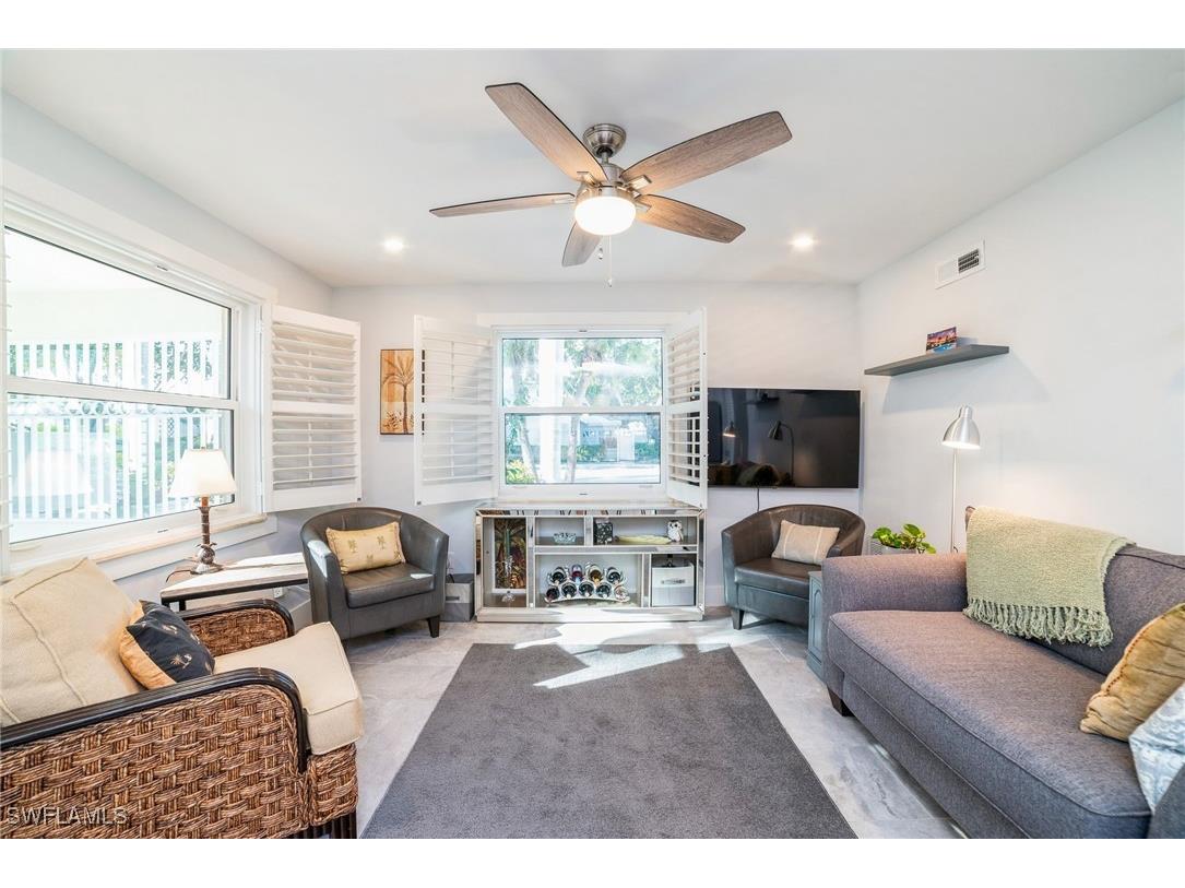 980 7th Avenue S #101 Naples FL 34102 226000135 image4