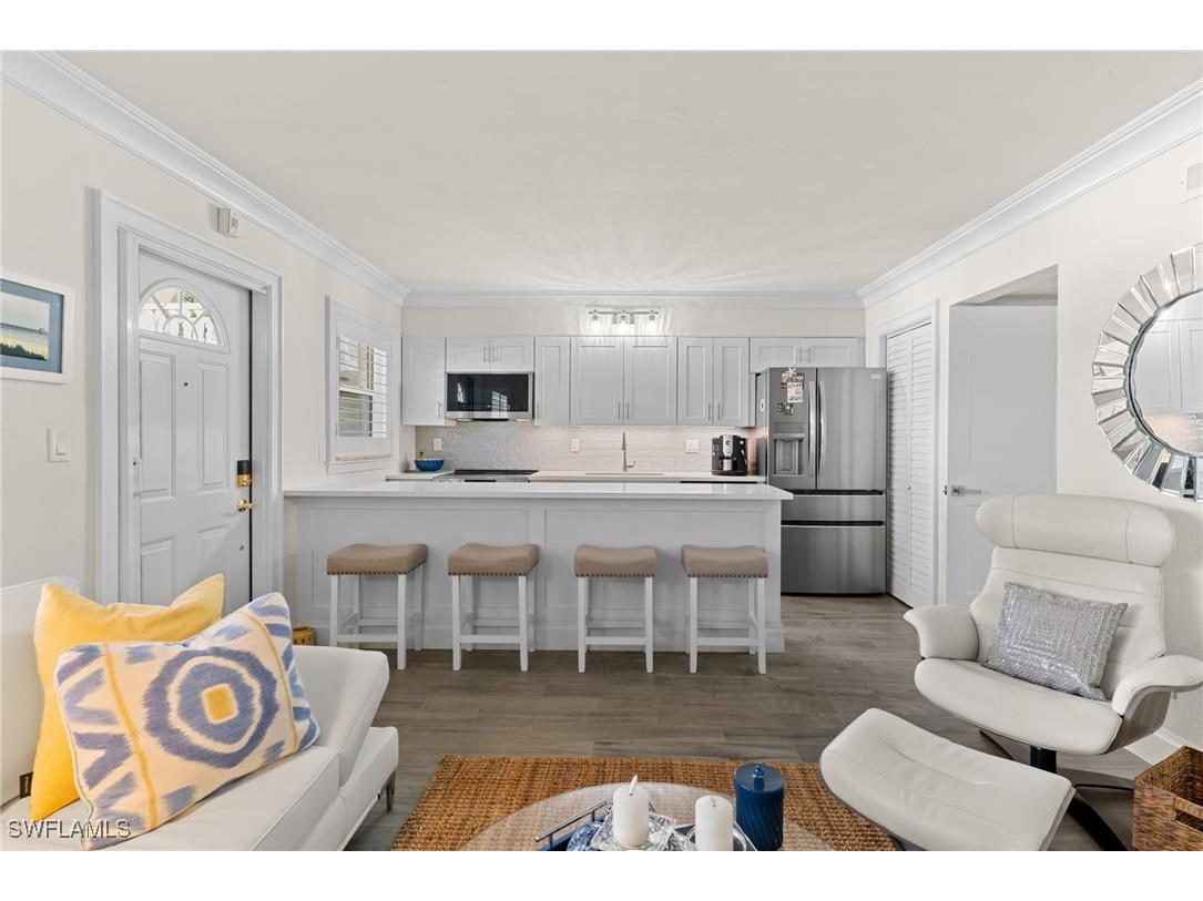 980 7th Avenue S #102 Naples FL 34102 226002899 image4