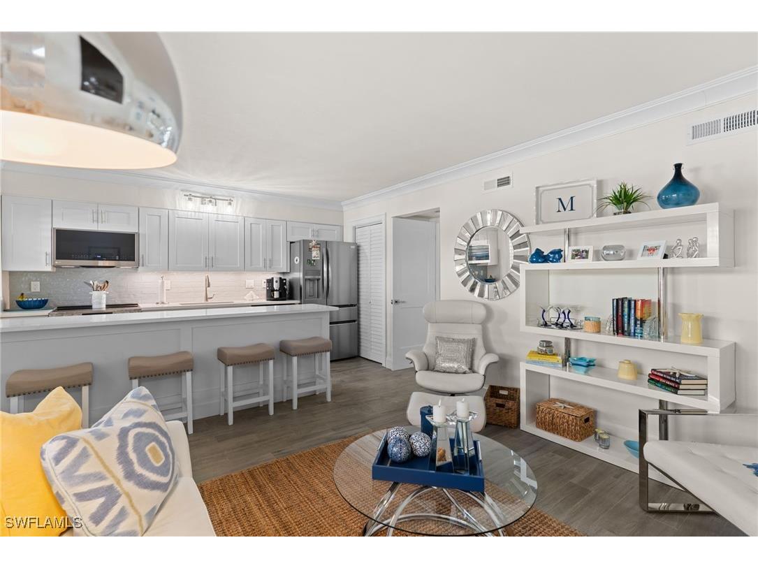 980 7th Avenue S #102 Naples FL 34102 226002899 image8