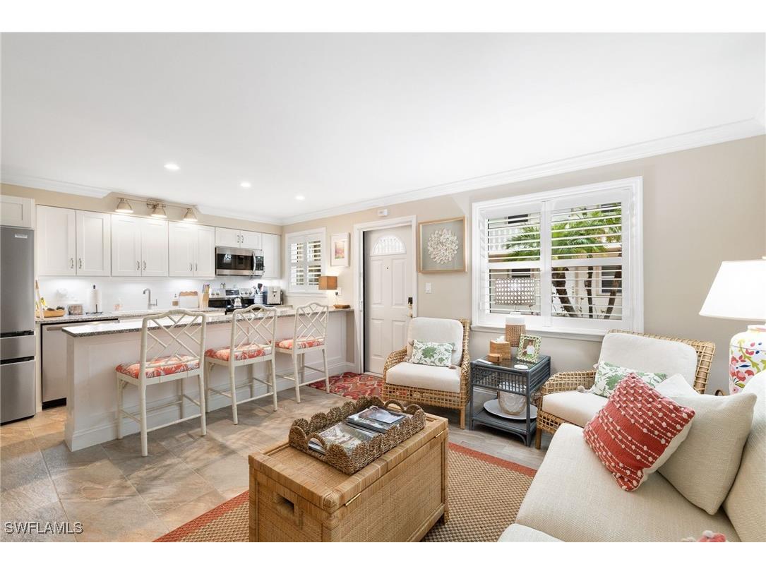 980 7th Avenue S #108 Naples FL 34102 226002183 image1