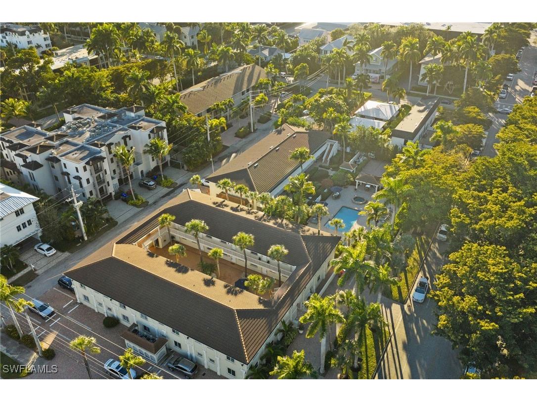 980 7th Avenue S #108 Naples FL 34102 226002183 image40