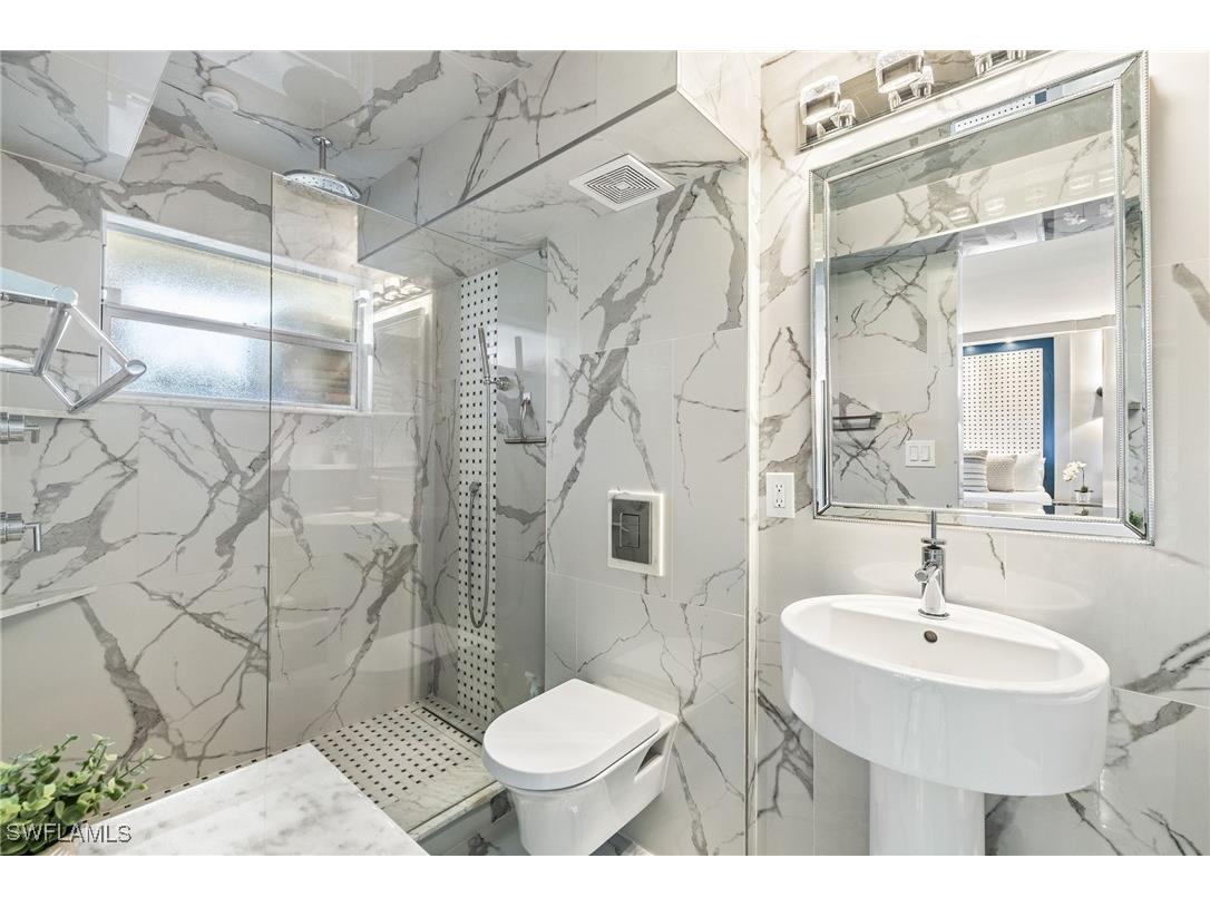 980 7th Avenue S #109 Naples FL 34102 225083095 image12