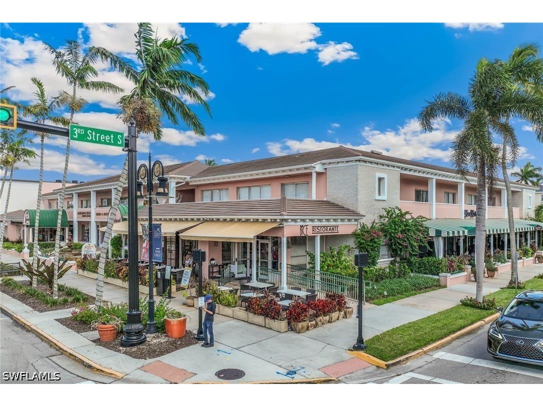 980 7th Avenue S #201 Naples FL 34102 226017785 image21