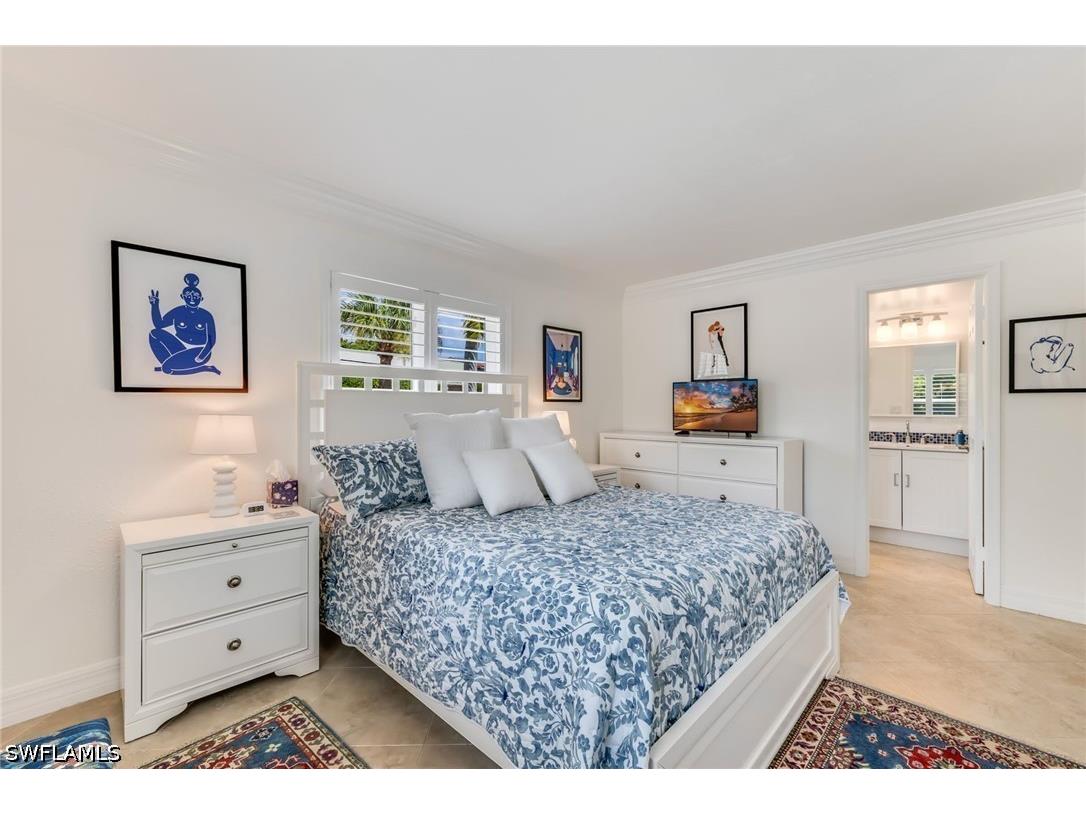 980 7th Avenue S #201 Naples FL 34102 226017785 image9