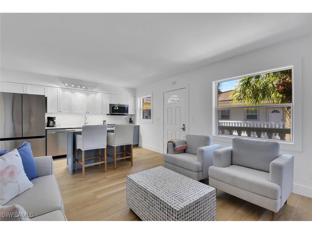 980 7th Avenue S #204 Naples FL 34102 225082879 image8