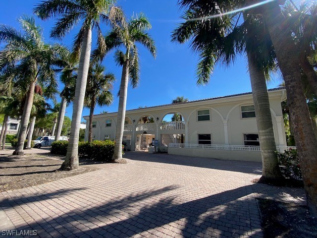 980 7th Avenue S #207 Naples FL 34102 223037815 image1