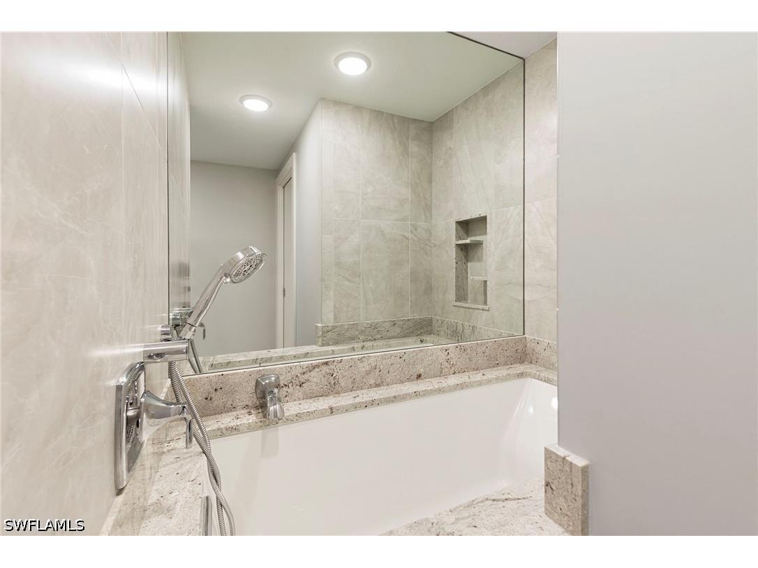 980 Cape Marco Drive #1102 Marco Island FL 34145 226006384 image17