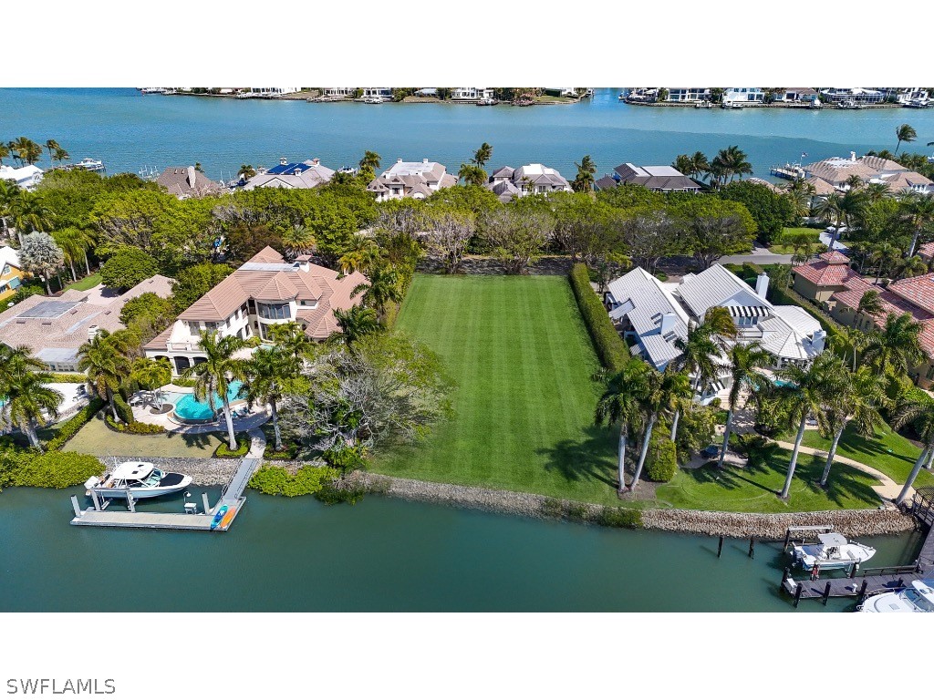 980 Galleon Drive Naples FL 34102 226006673 image1