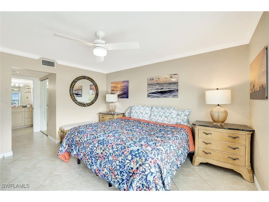980 Huron Court #404 Marco Island FL 34145 225084383 image10