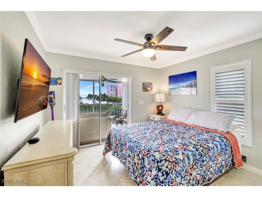 980 Huron Court #404 Marco Island FL 34145 225084383 image14