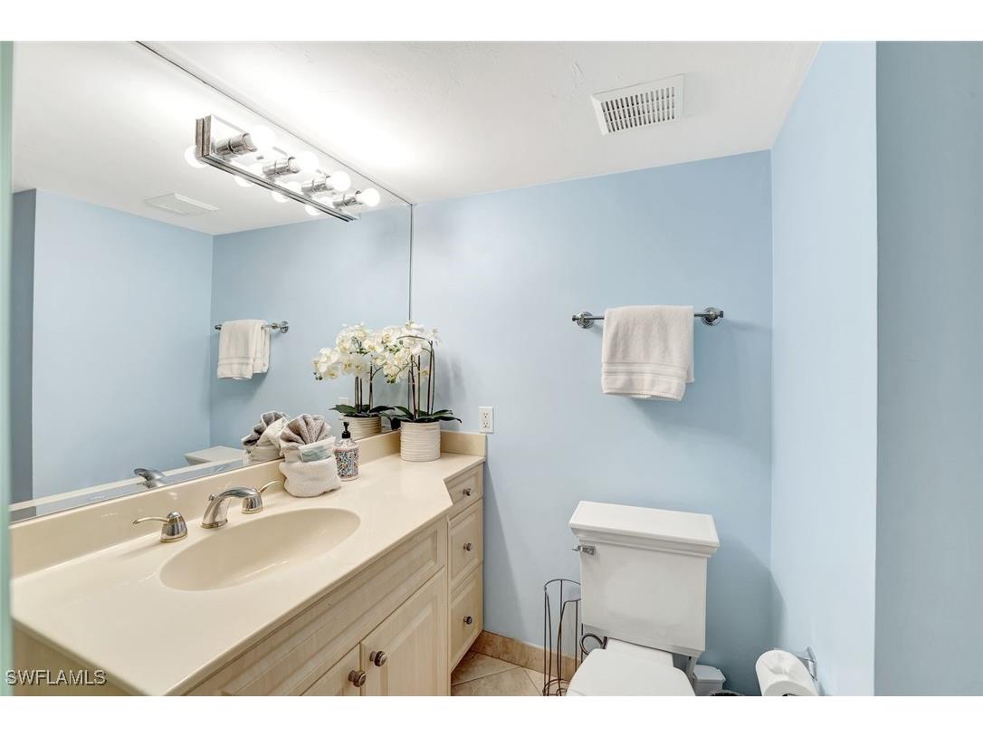 980 Huron Court #404 Marco Island FL 34145 225084383 image16