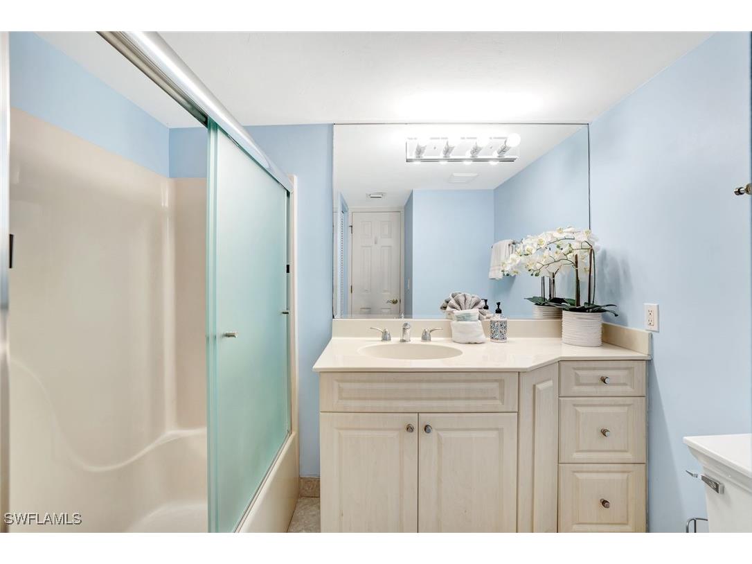 980 Huron Court #404 Marco Island FL 34145 225084383 image17