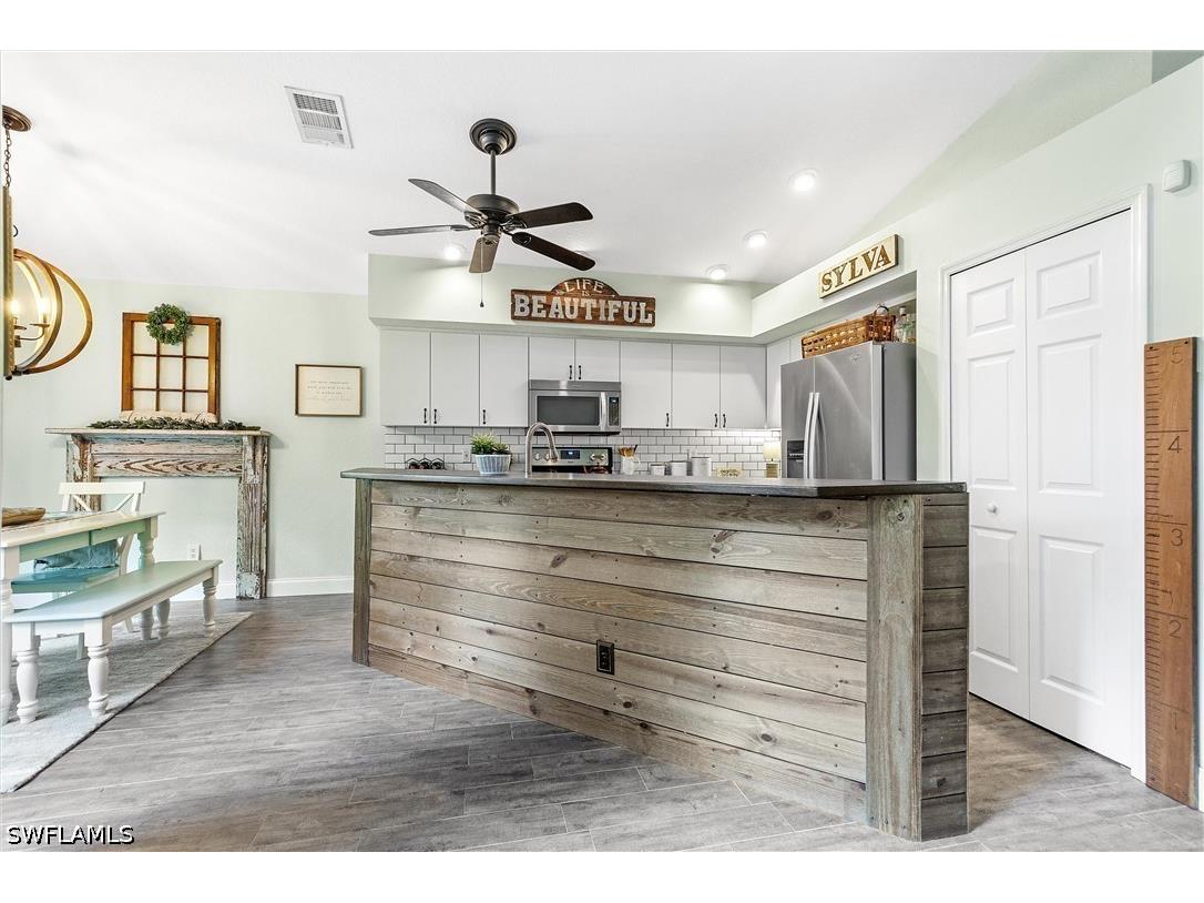 9801 Las Casas Drive Fort Myers FL 33919 226016586 image6