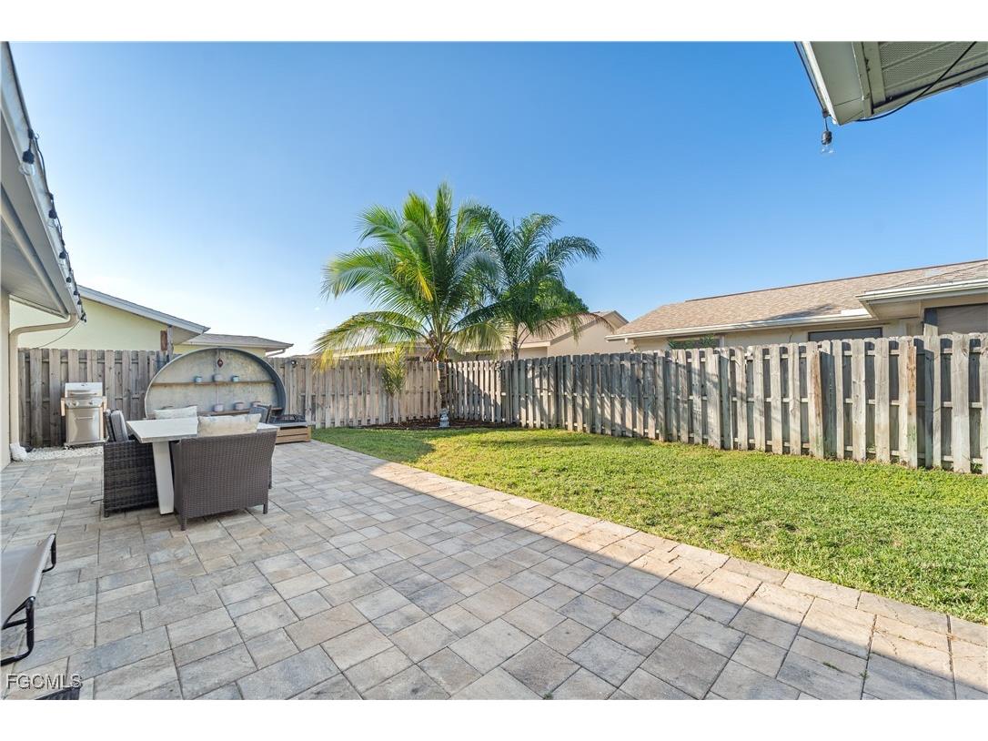 9802 Wildginger Drive Fort Myers FL 33919 2025017551 image21