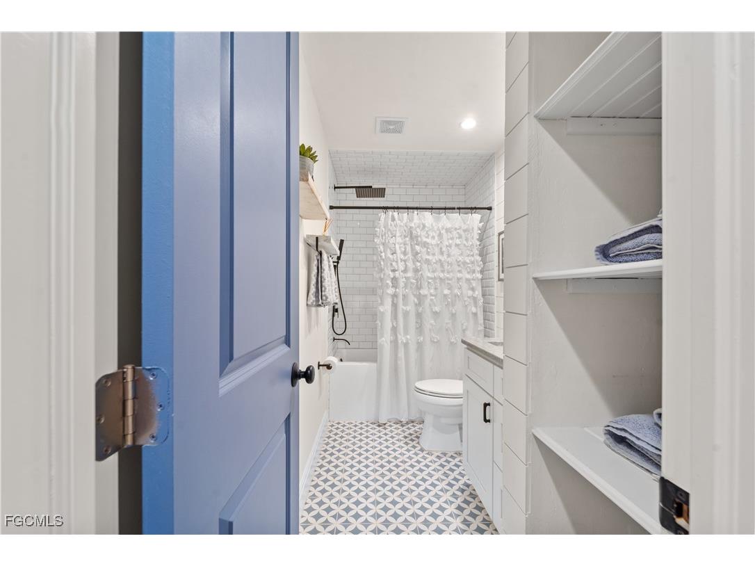 9802 Wildginger Drive Fort Myers FL 33919 2025017551 image27