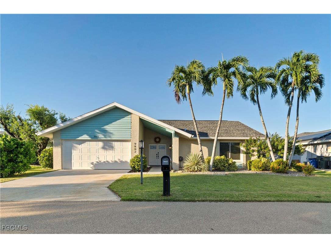 9802 Wildginger Drive Fort Myers FL 33919 2025017551 image40