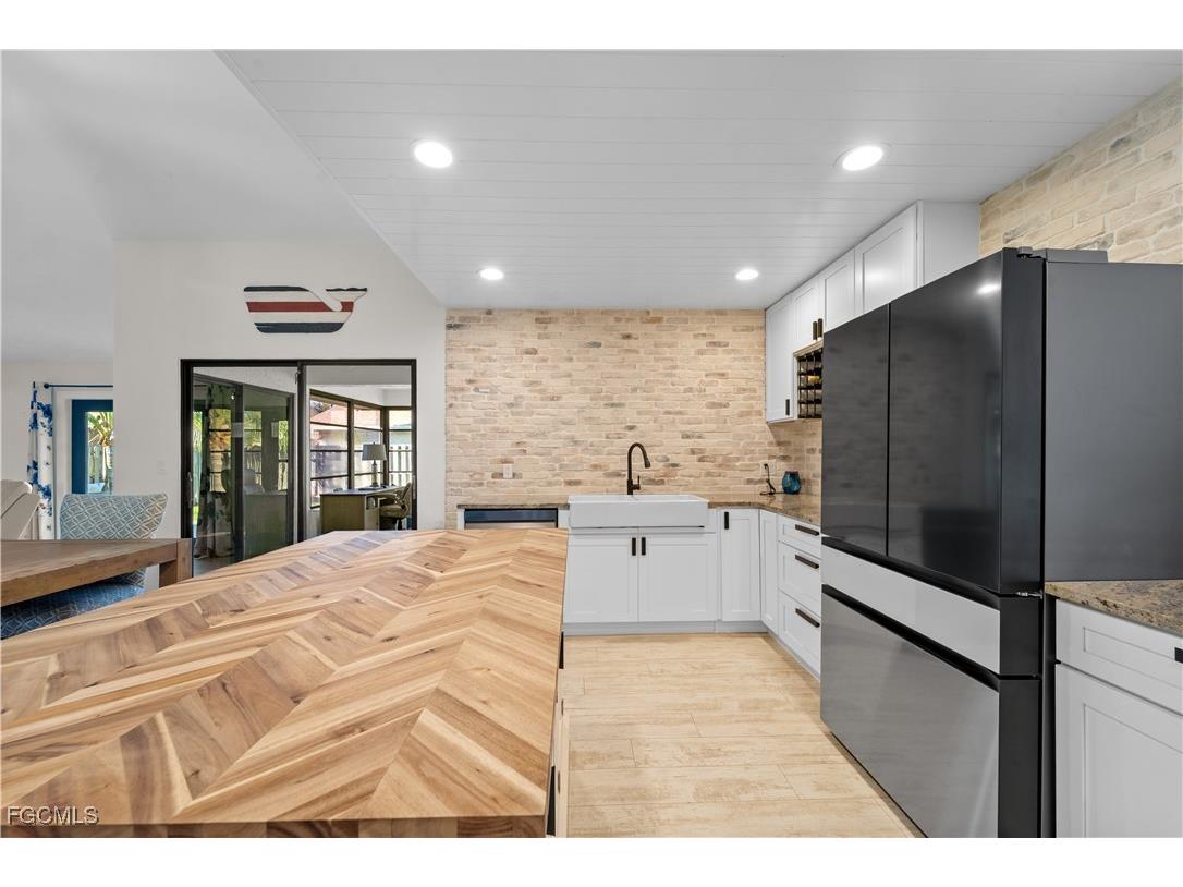 9802 Wildginger Drive Fort Myers FL 33919 2025017551 image7