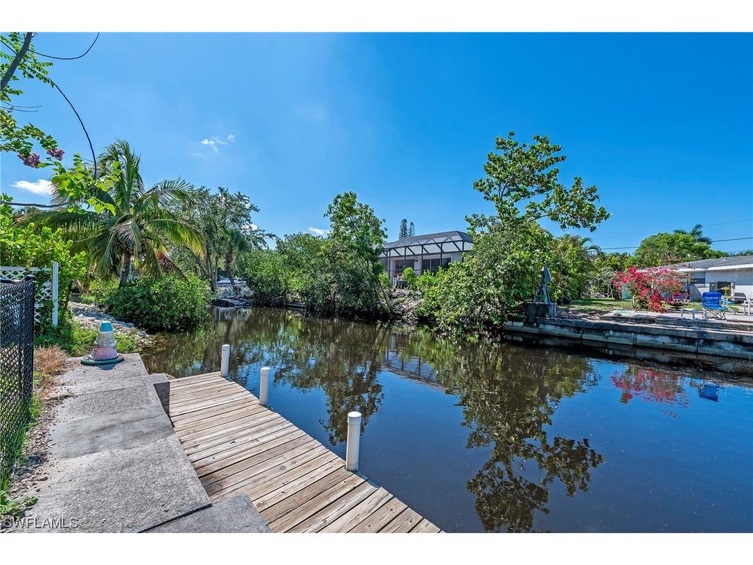 9804 Montana Court Bonita Springs FL 34135 223041235 image1