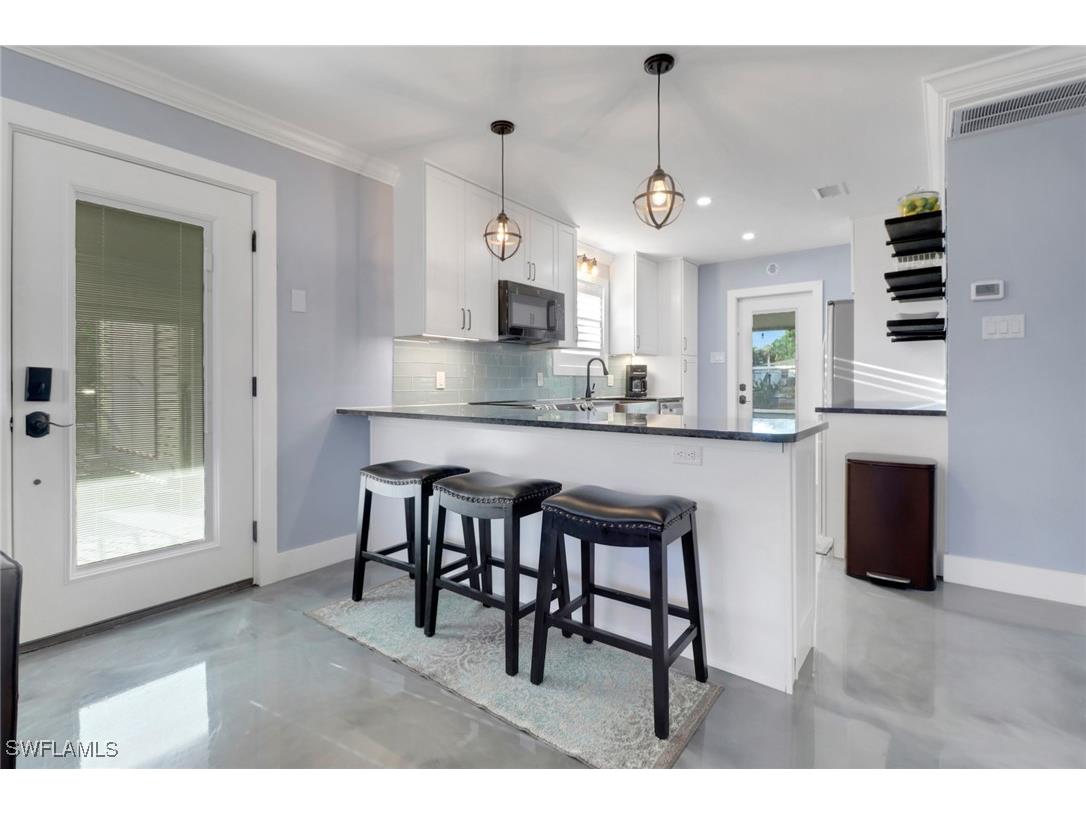 9804 Montana Court Bonita Springs FL 34135 225066987 image4