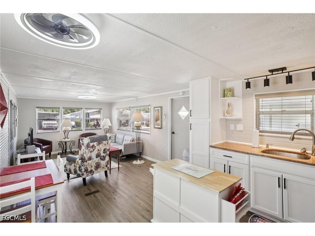 9806 Sugarberry Way Fort Myers FL 33905 2026014387 image12