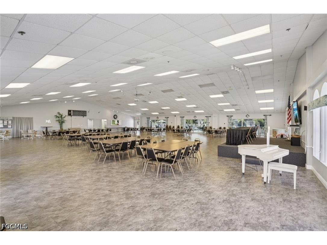 9806 Sugarberry Way Fort Myers FL 33905 2026014387 image27