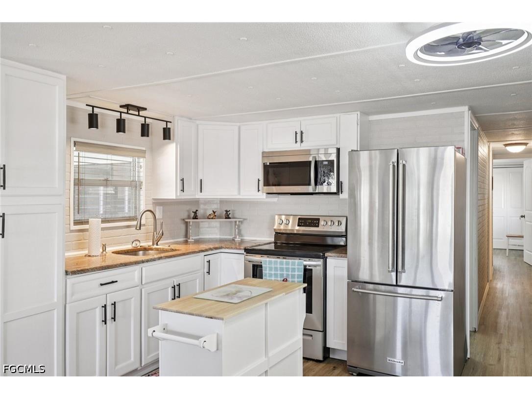 9806 Sugarberry Way Fort Myers FL 33905 2026014387 image9