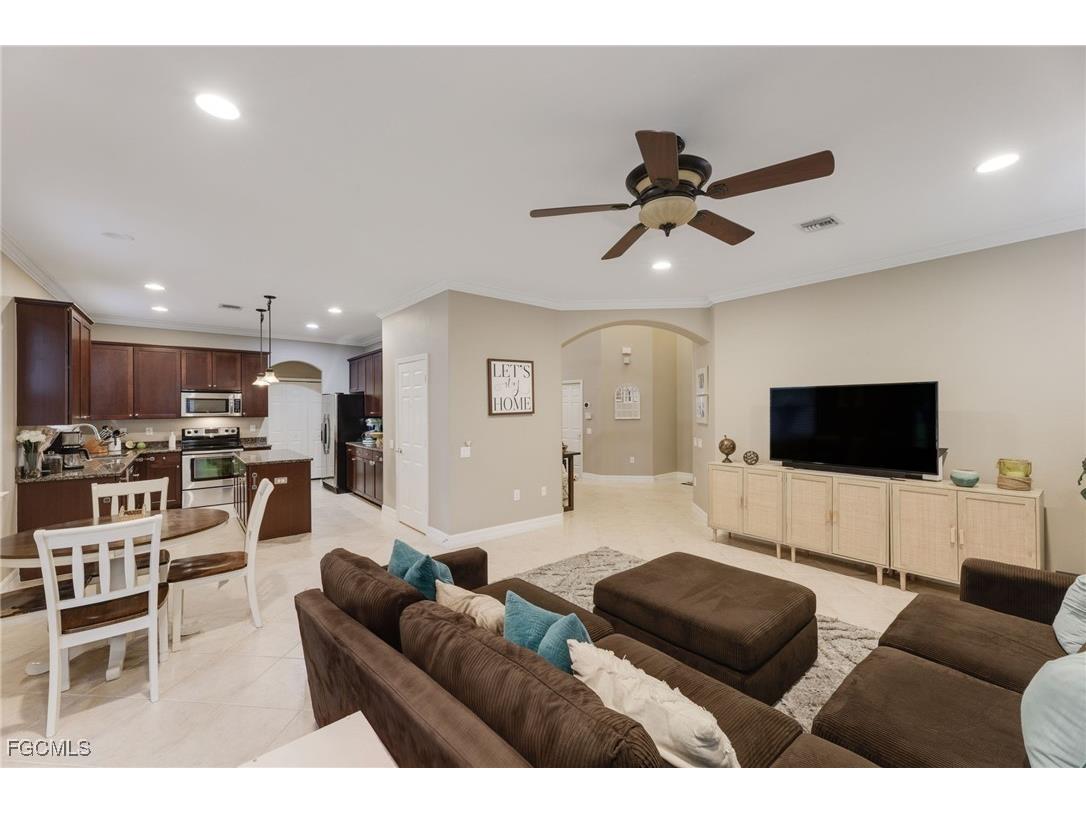 9807 Casa Mar Circle Fort Myers FL 33919 2025016528 image6