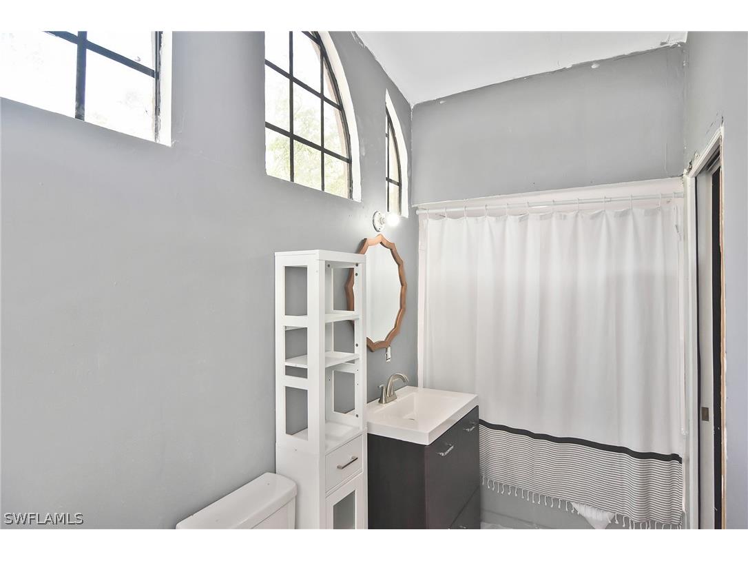 9807 Fathom Court Fort Myers FL 33919 226012567 image32
