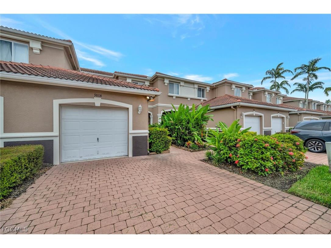9808 Roundstone Circle Fort Myers FL 33967 2026009907 image4