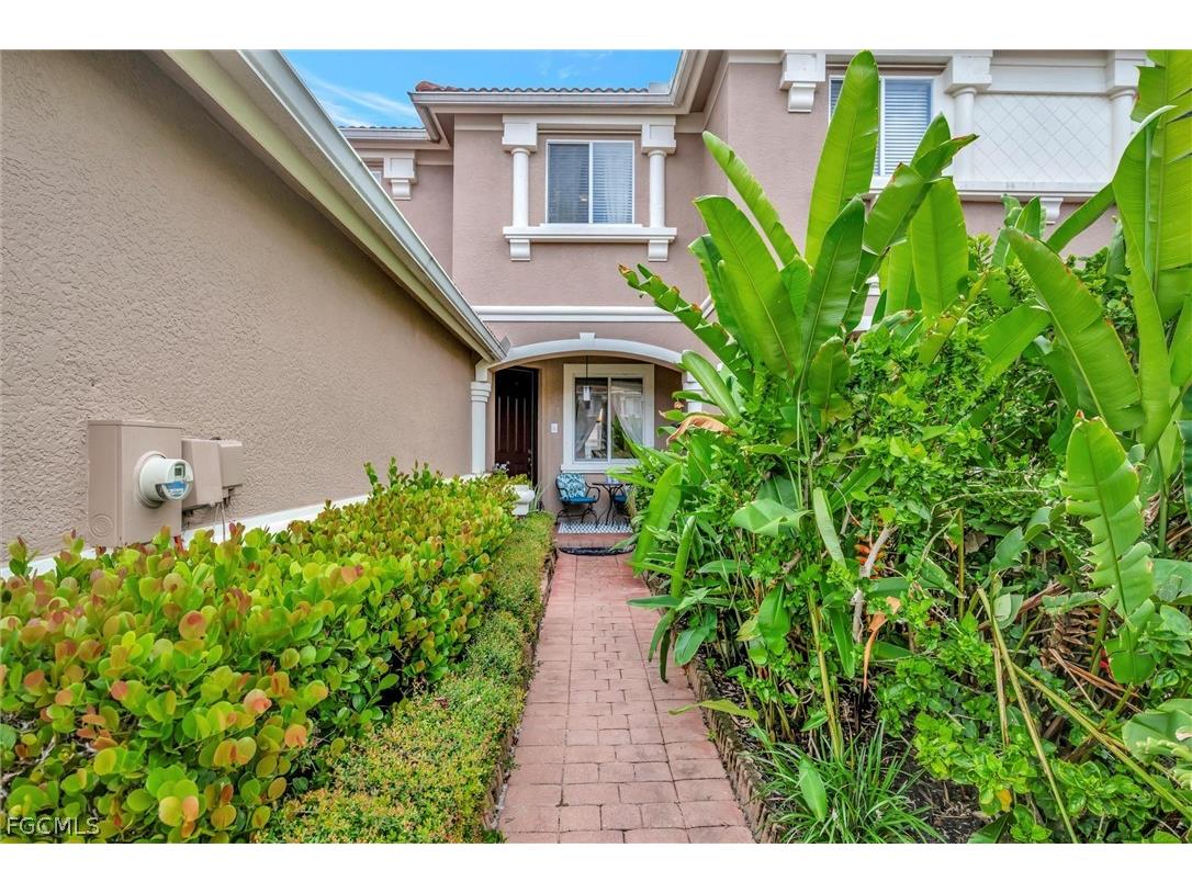 9808 Roundstone Circle Fort Myers FL 33967 2026009907 image5