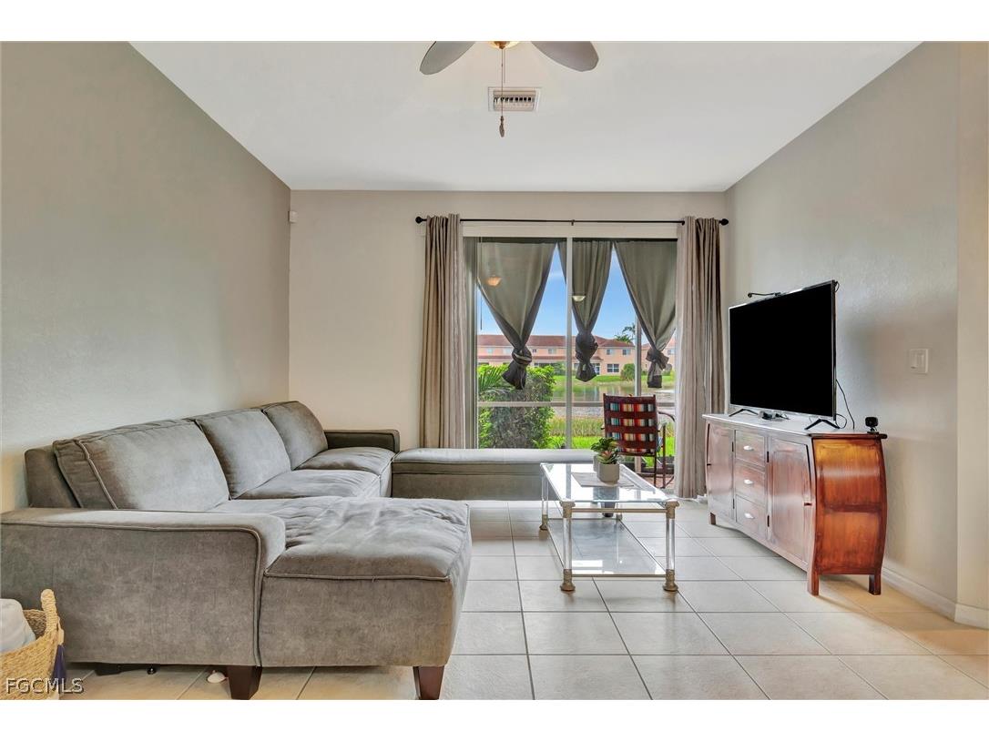 9808 Roundstone Circle Fort Myers FL 33967 2026009907 image7